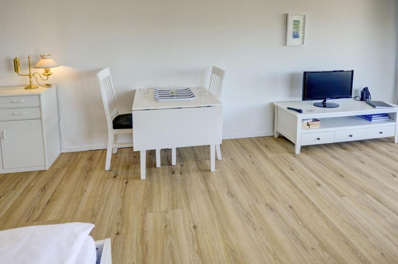 Fewo1846 Intermar - Strandbude - Studioapartment Mit Balkon Und Meerblick Глюксбург Екстер'єр фото